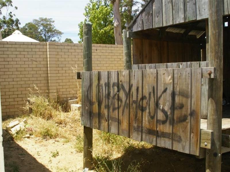 61 Girrawheen Avenue, Girrawheen WA 6064