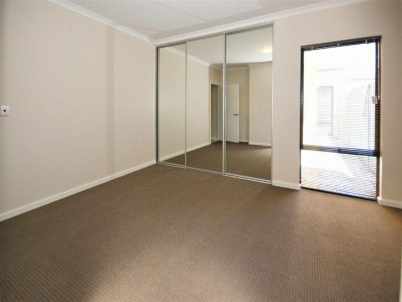 1b Aldwick Place, Balga WA 6061