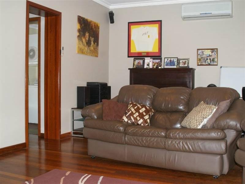 17 Blair Road, Yokine WA 6060