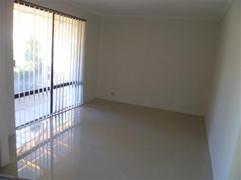 17 Chenile Mews, Mirrabooka WA 6061