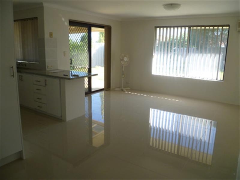 17 Chenile Mews, Mirrabooka WA 6061