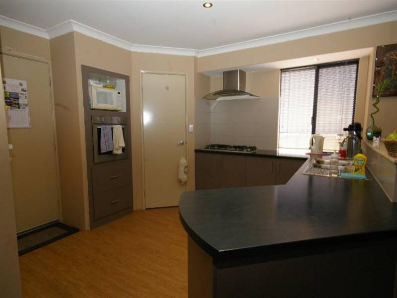 43 Rangeview Road, Landsdale WA 6065