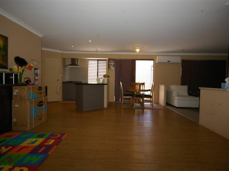 43 Rangeview Road, Landsdale WA 6065