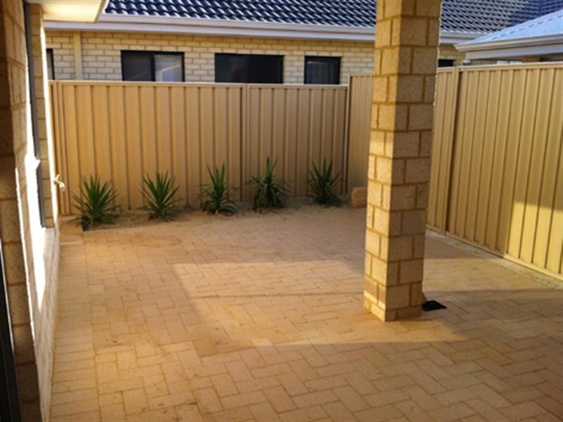 41 Osaka Loop, Hocking WA 6065