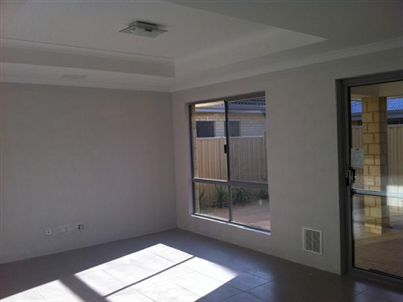 41 Osaka Loop, Hocking WA 6065