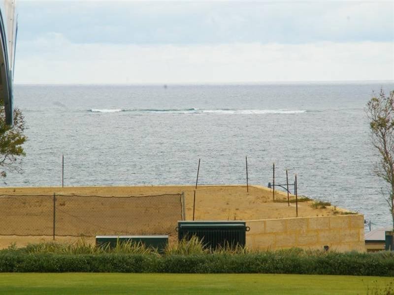 1 Moonraker Drive, Jindalee WA 6036