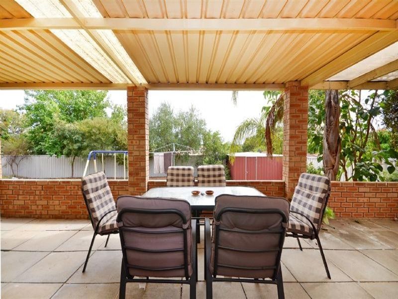 8 Magna Cove, Mirrabooka WA 6061