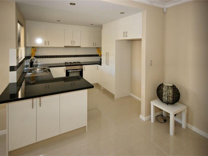 9b Playden Way, Balga WA 6061