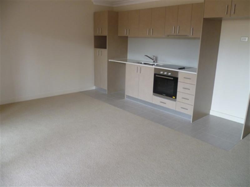 2/3 Molloy Parade, Joondalup WA 6027