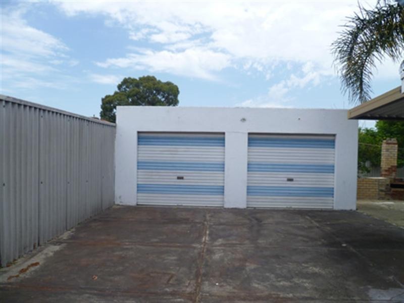 431 Flinders Street, Nollamara WA 6061