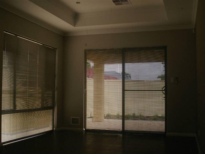 15 Finchley Crescent, Balga WA 6061