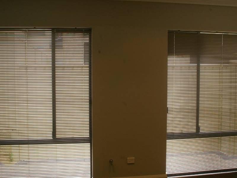 15 Finchley Crescent, Balga WA 6061