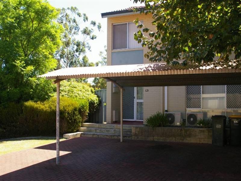 30a Casserley Avenue, Girrawheen WA 6064