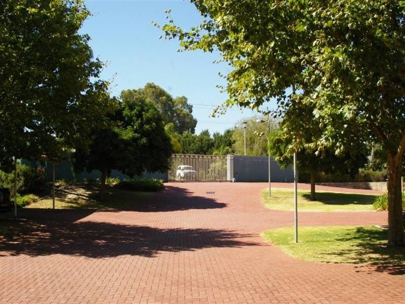 30a Casserley Avenue, Girrawheen WA 6064