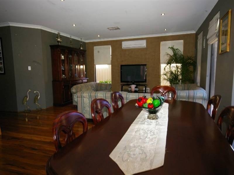 17 Bonannella Entrance, Sinagra WA 6065