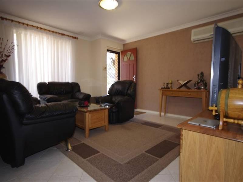 139 Kingfisher Avenue, Ballajura WA 6066