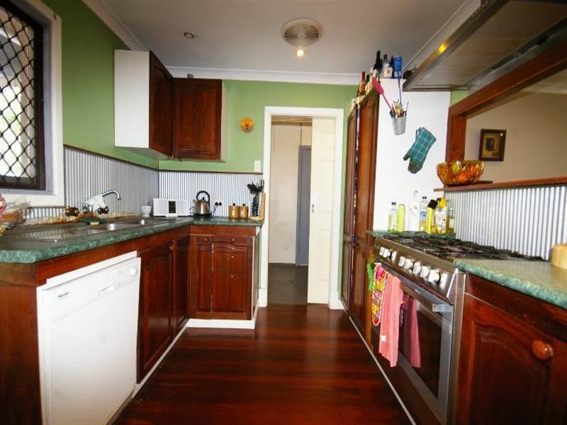 6 Shalford Way, Girrawheen WA 6064