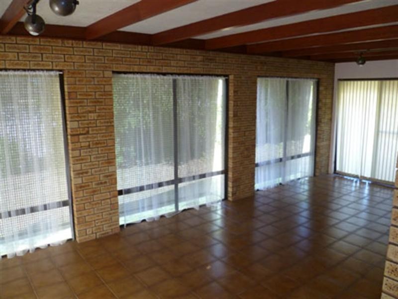 26 Peppering Way, Westminster WA 6061