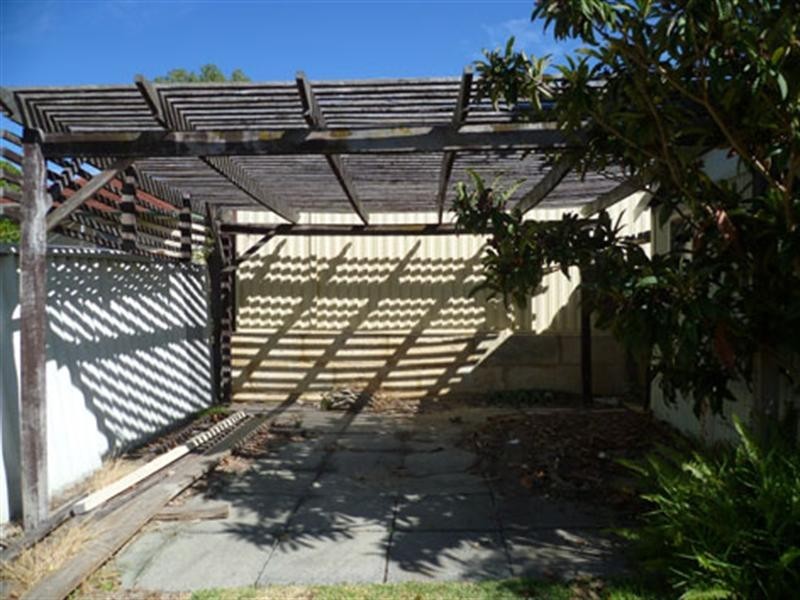 26 Peppering Way, Westminster WA 6061