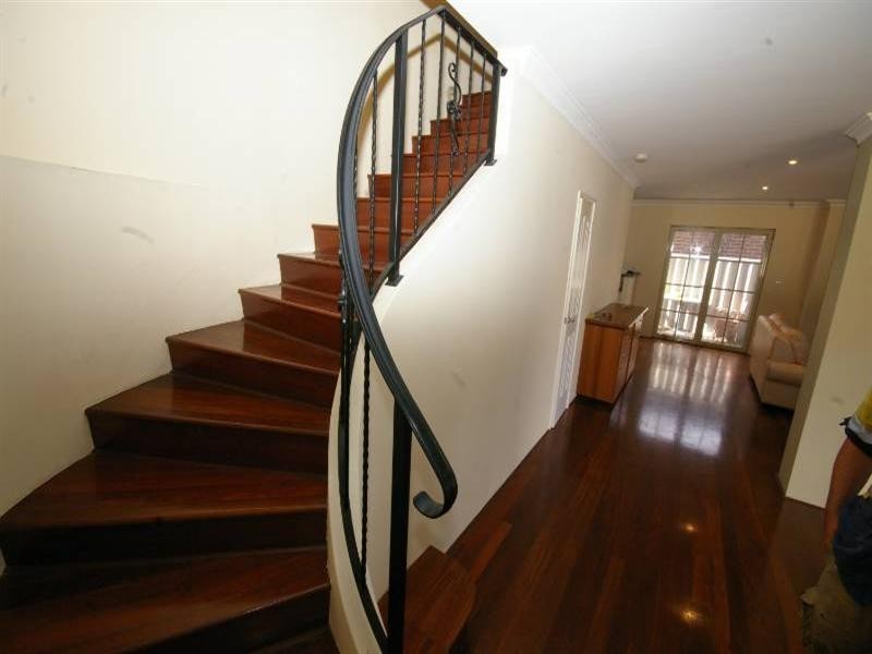 37 Bilinga Road, Westminster WA 6061