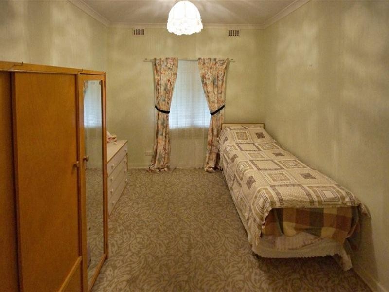 24 Finchley Crescent, Balga WA 6061