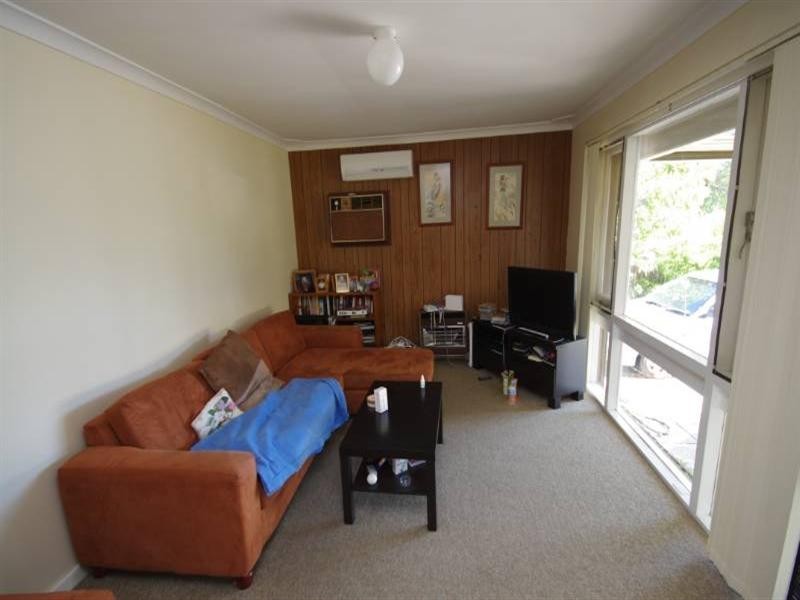 30 Golders Way, Girrawheen WA 6064