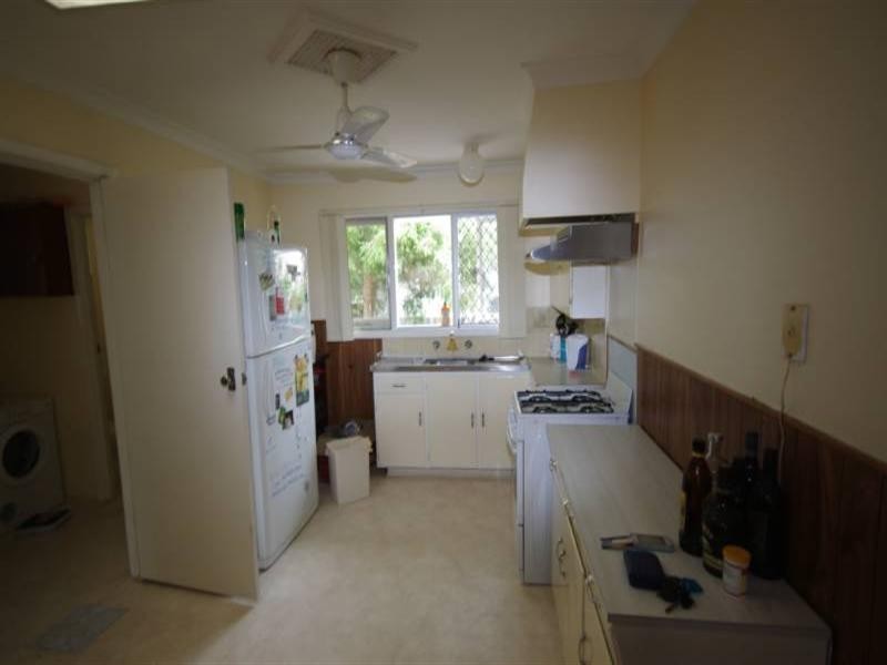 30 Golders Way, Girrawheen WA 6064