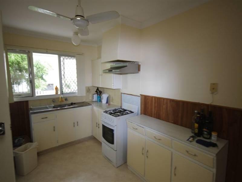 30 Golders Way, Girrawheen WA 6064