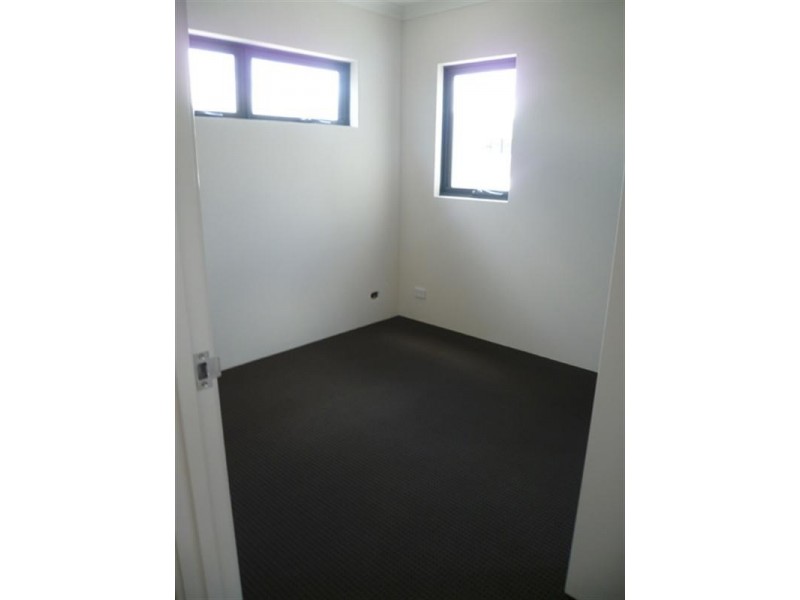 Unit 1/35 Harman Place, Aveley WA 6069