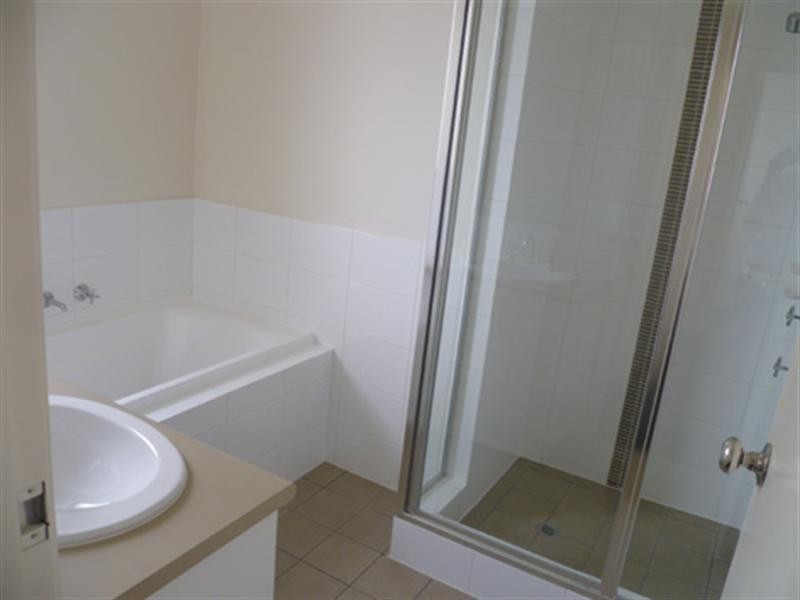 Unit 5/35 Harman Place, Aveley WA 6069