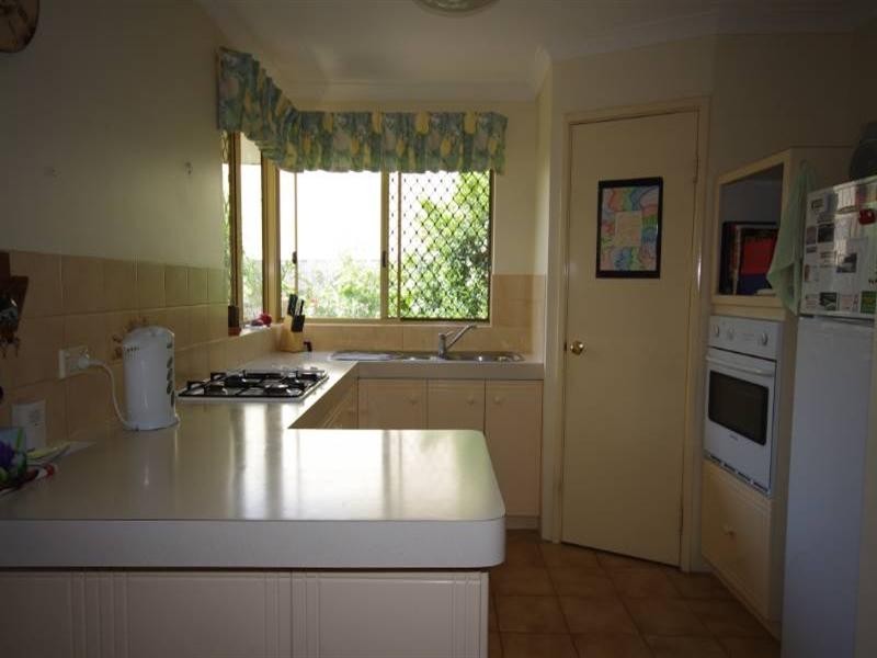 2/8 Sussex Street, Nollamara WA 6061