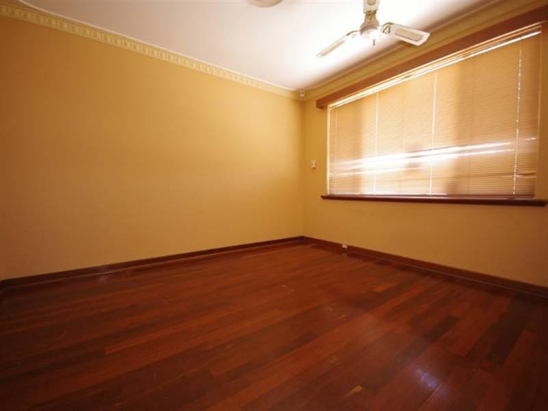 249a Amelia Street, Westminster WA 6061