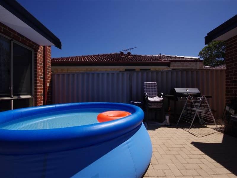 61 Marloo Road, Westminster WA 6061