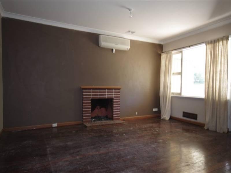 3 Earnley Way, Balga WA 6061