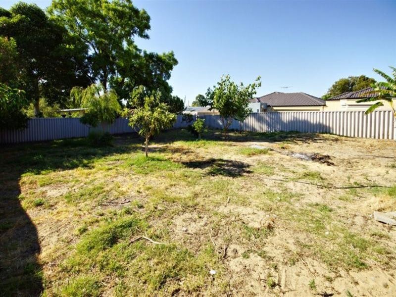 11 Keeble Way, Balga WA 6061