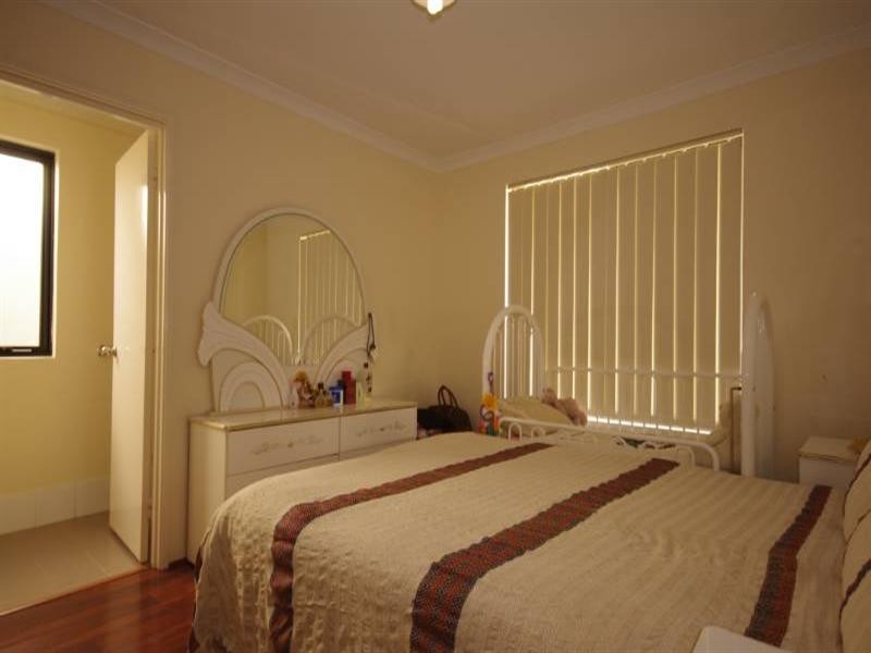 24 Wallington Road, Balga WA 6061