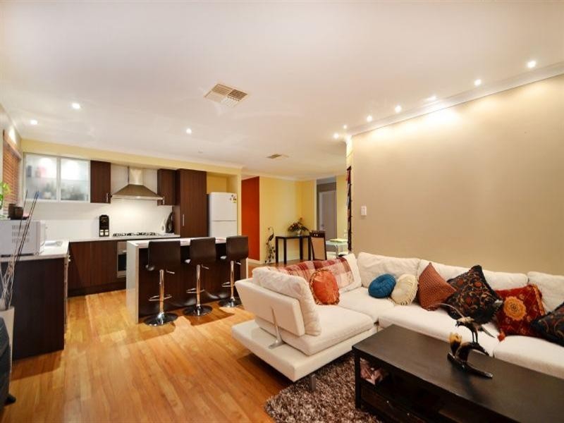 14 Leveque Ramble, Ballajura WA 6066