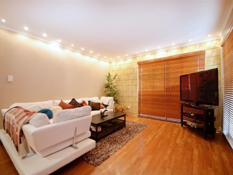 14 Leveque Ramble, Ballajura WA 6066