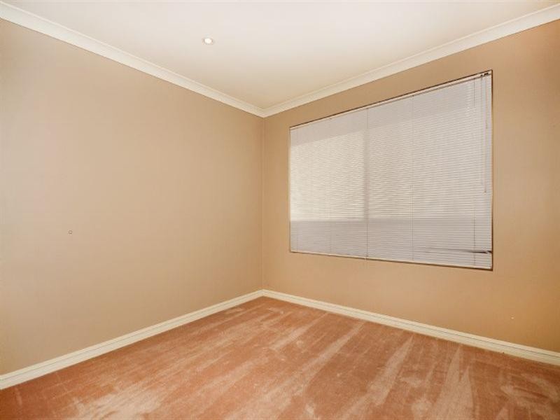 14 Leveque Ramble, Ballajura WA 6066