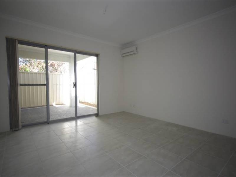 31a Robertsbridge Road, Nollamara WA 6061