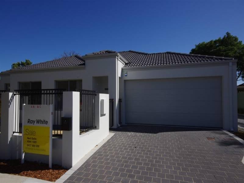 31a Robertsbridge Road, Nollamara WA 6061