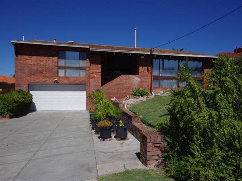 18 Maybach Way, Dianella WA 6059