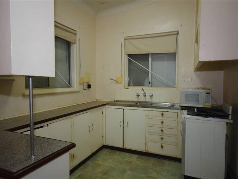 357 Flinders Street, Nollamara WA 6061