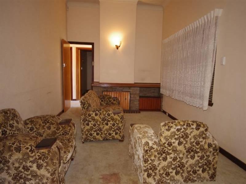 357 Flinders Street, Nollamara WA 6061