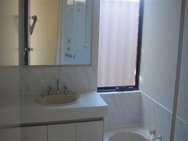 3/283 Amelia Street, Westminster WA 6061