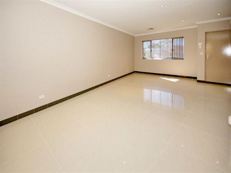 14 Kilmurray Way, Balga WA 6061