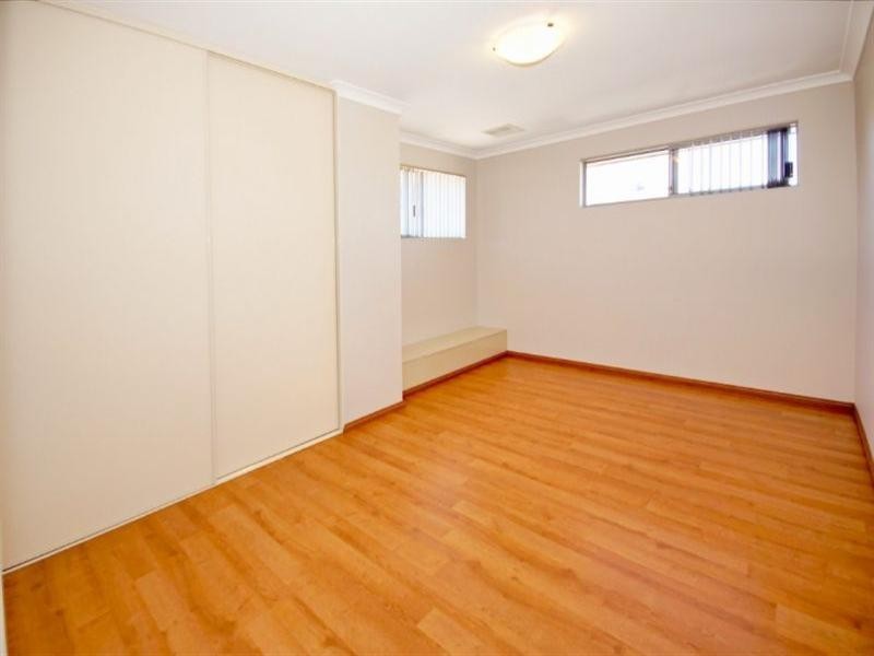 14 Kilmurray Way, Balga WA 6061