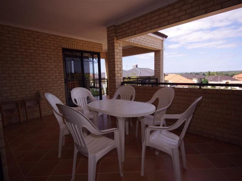 8 Felicia Court, Dianella WA 6059