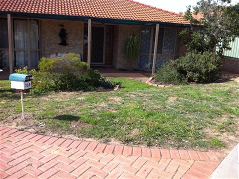 208A Eddystone Avenue, Beldon WA 6027