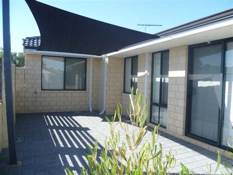 23A Loughton Way, Balga WA 6061